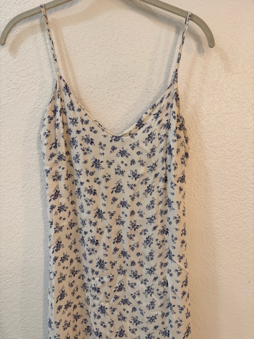 Reformation Crimini Blue and White Floral  Midi Dress with Side Slit - Picture 6 of 12